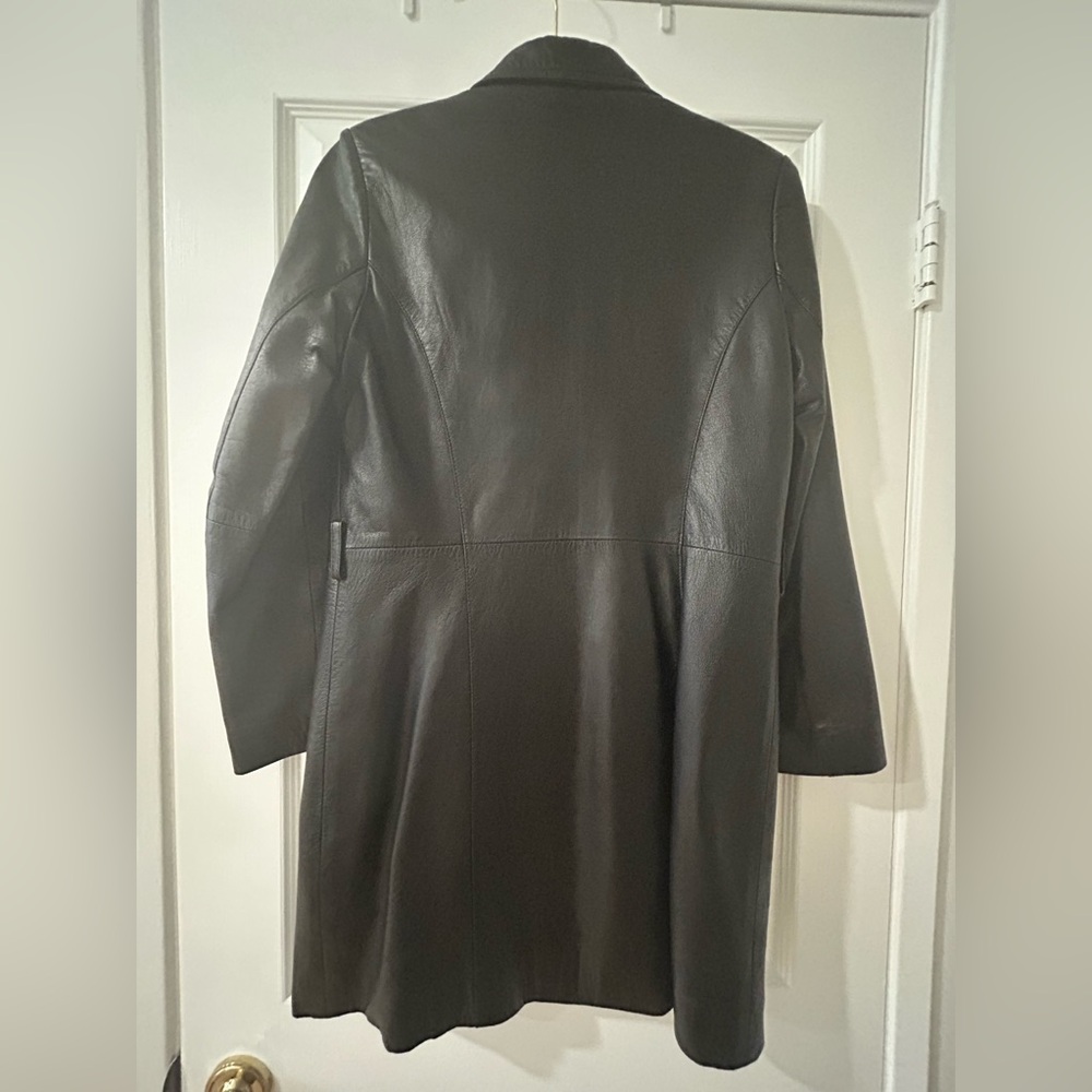 Leather jacket - Picture 3 of 7